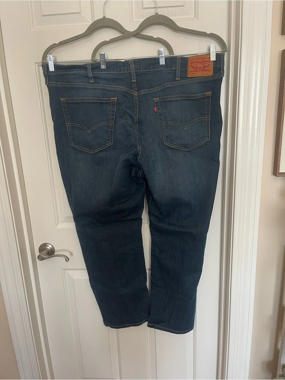 Levi's Men’s Relaxed Fit Dark Blue Jeans 46 x 30